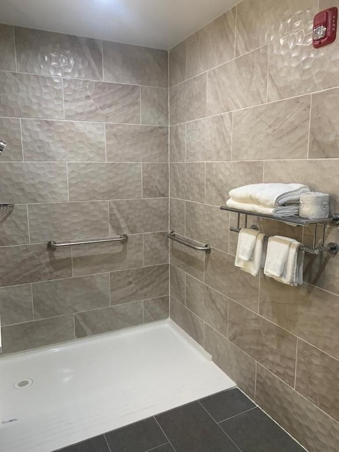 Hotel Days By Wyndham Bronx Nyc 3*