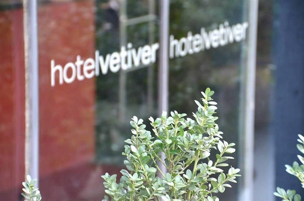 Vetiver / Manhattan Skyline Hotel