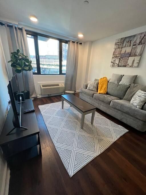 Apartment Cozy 1 Bedroom With Outdoor Patio Space New York