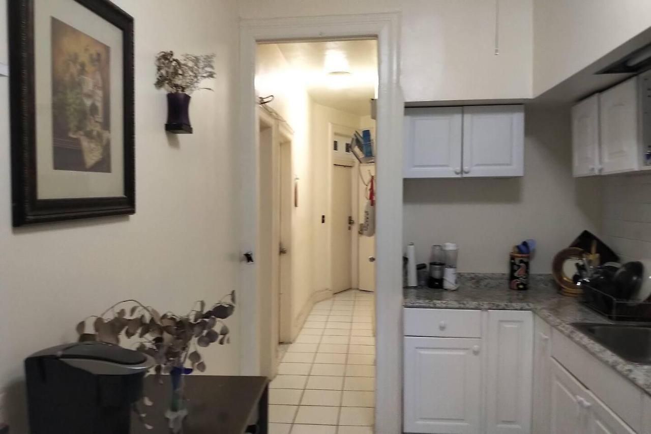 Deluxe King Bed & Breakfast