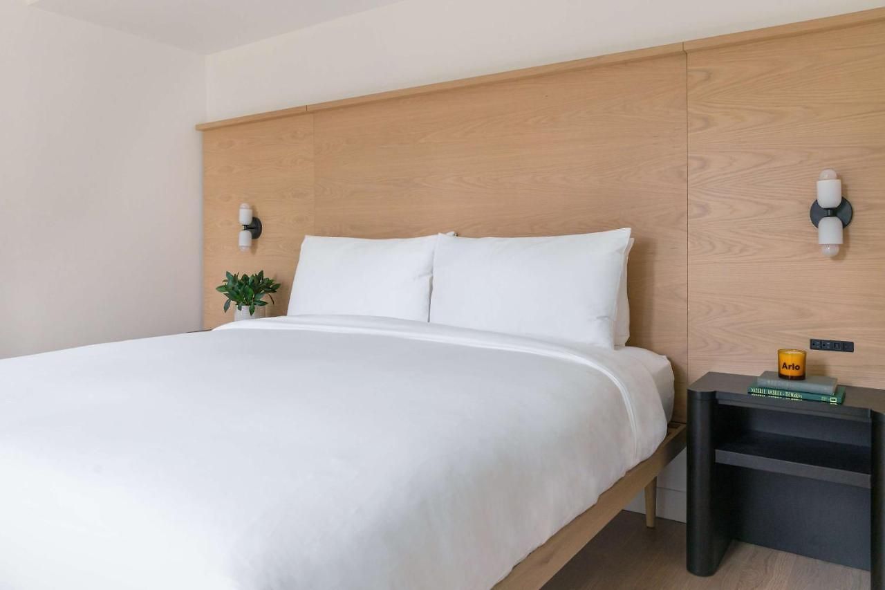 Arlo Soho 4*