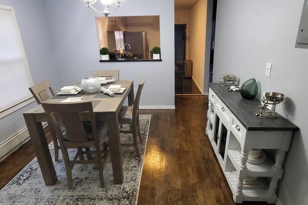Quiet 3 Bedroom In Private