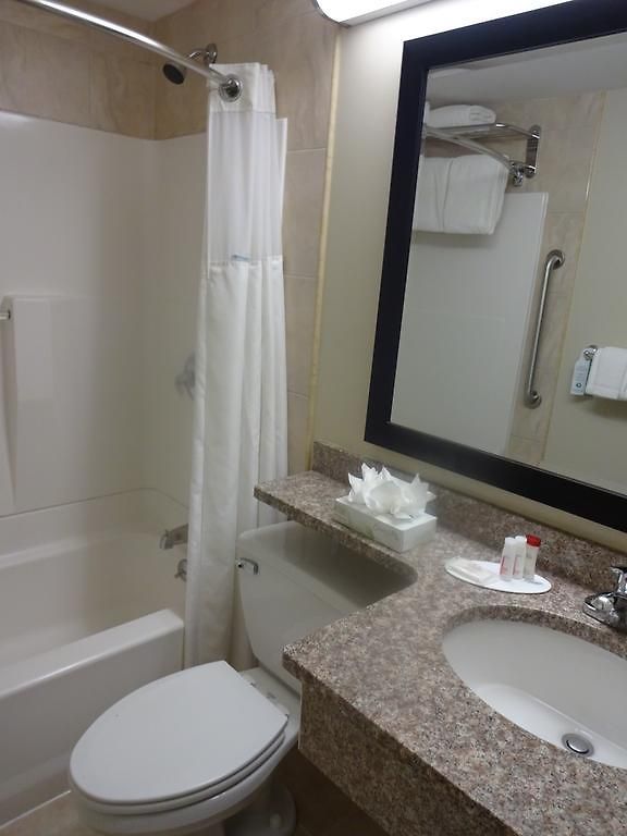 Ramada By Wyndham Staten Island