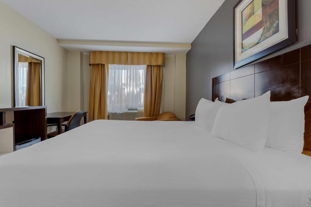 Western Brooklyn Bay 3* New York