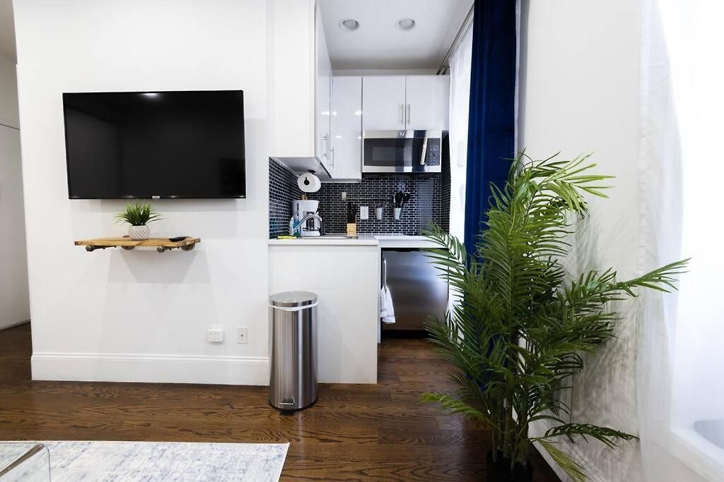69-2d Stylish Lower East Side 1br Brand New * New York