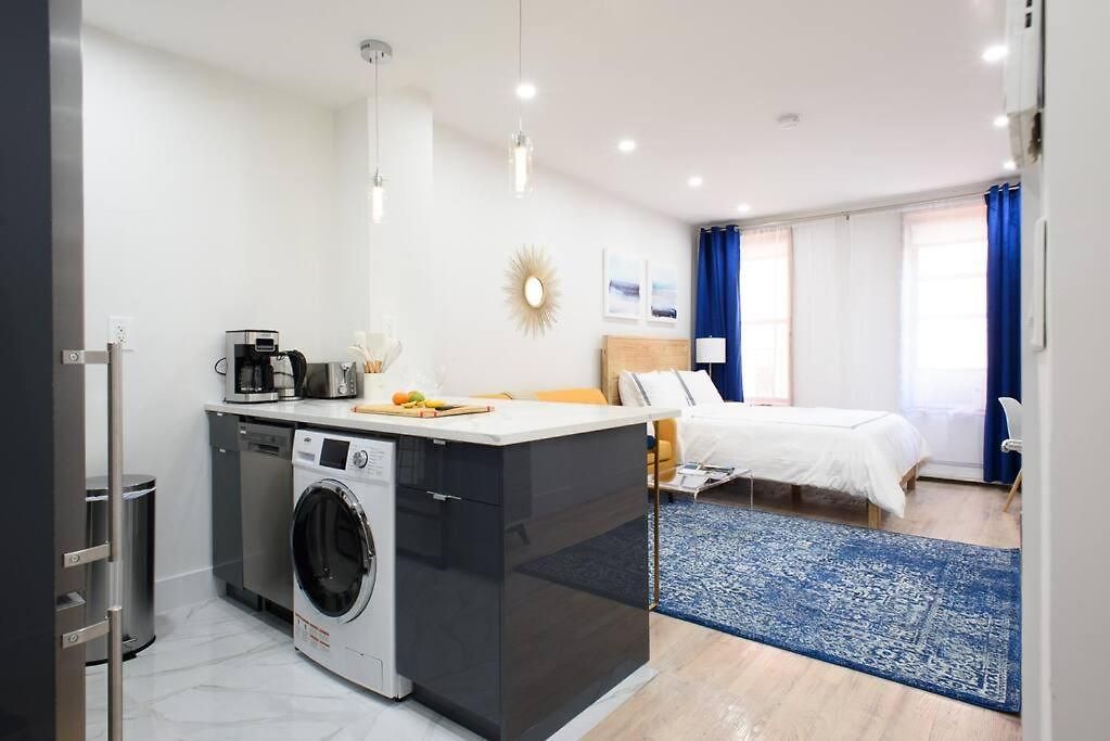 1597-5 New Prime Ues W D In Unit Apartment