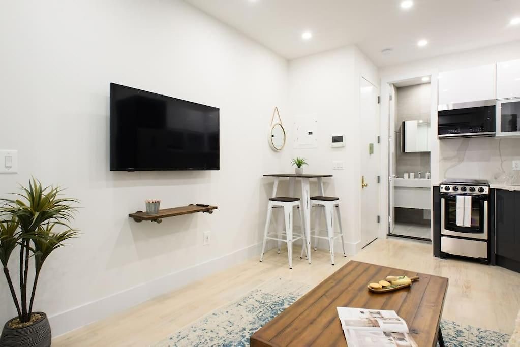78-3d Brand New 1br Prime Ues Wd In Unit