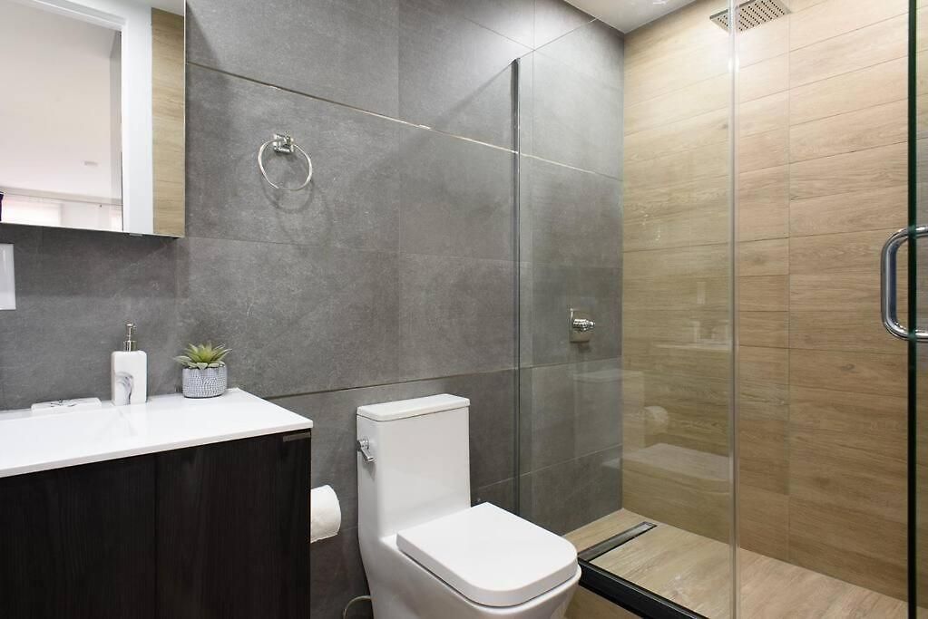 1597-5 New Prime Ues W D In Unit Apartment *