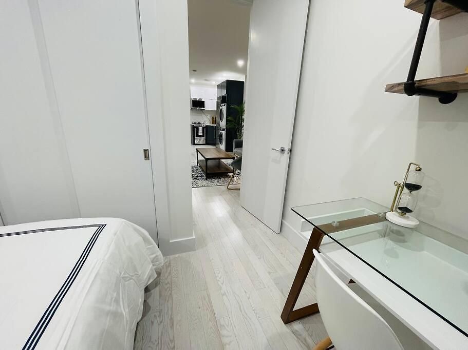 78-3a Luxury Brand New Modern 1br W&d Apartment