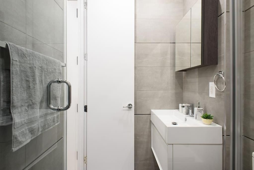 78-3d Brand New 1br Prime Ues Wd In Unit *
