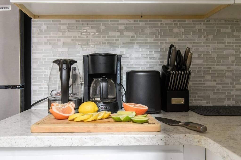 428-3r Spacious Prime Midtown 2br Newly Furnished New York