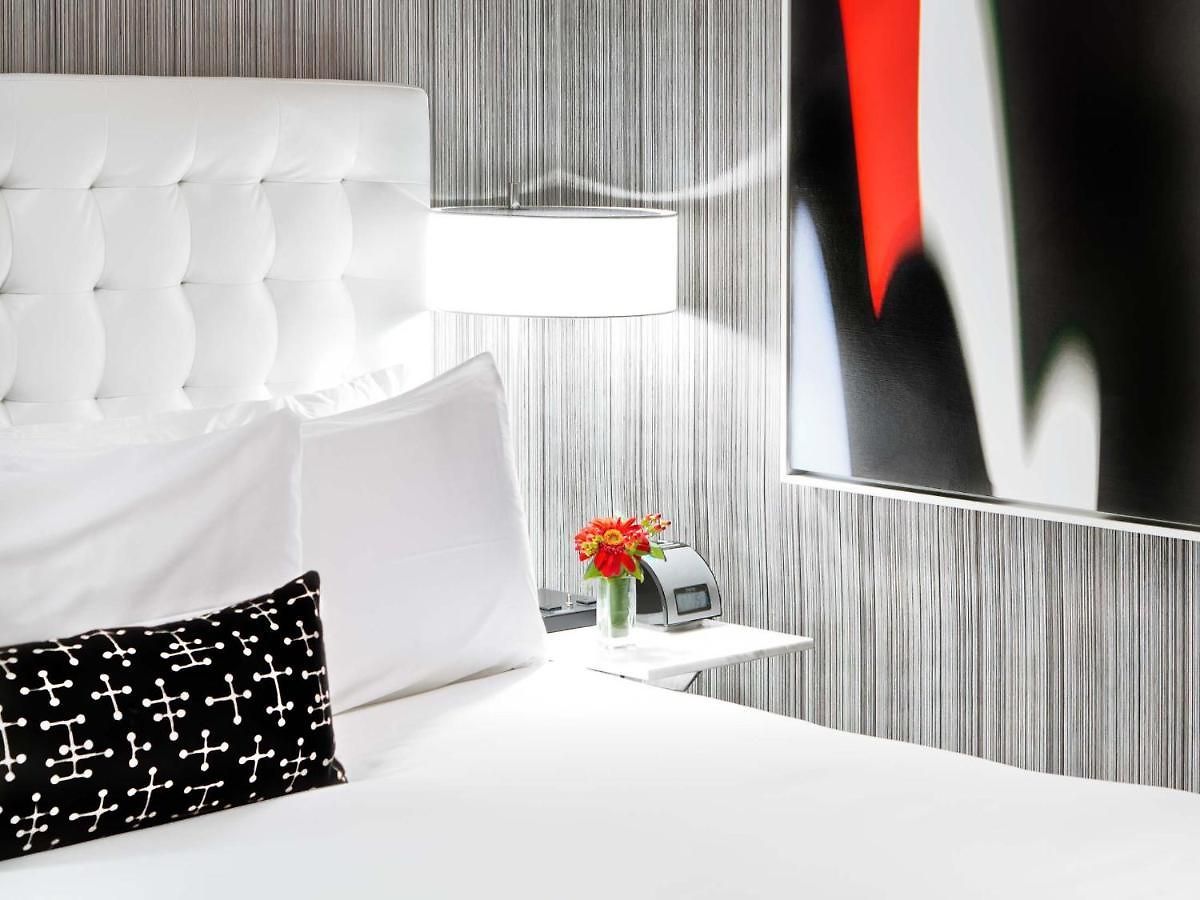 Hotel Moderne 4*
