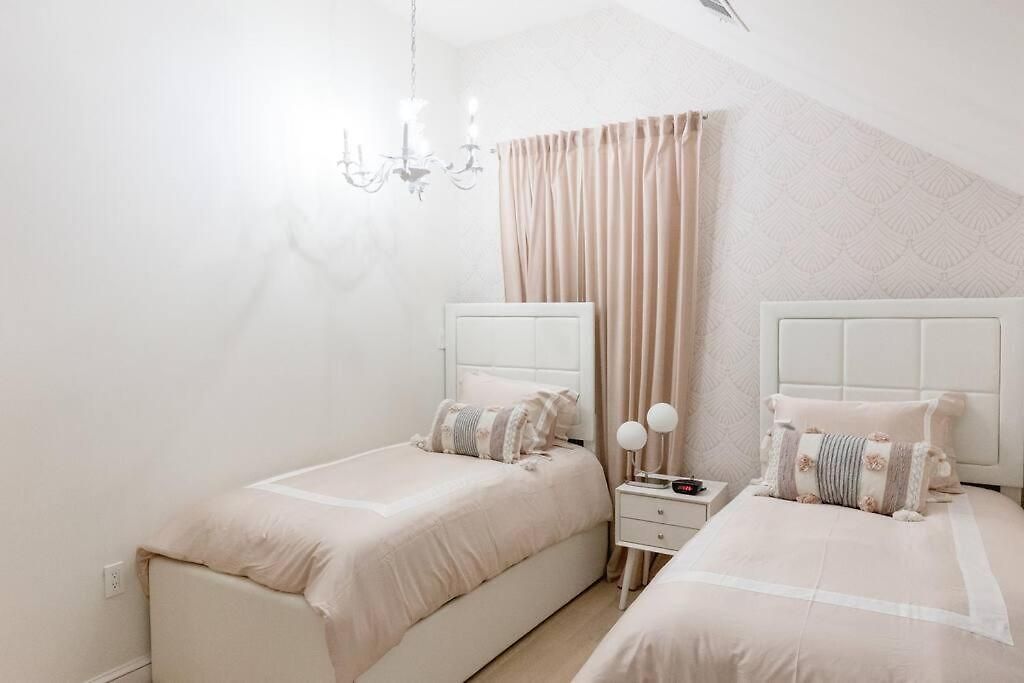 Privet House - Midwood/flatbush Recently Remodeled New York