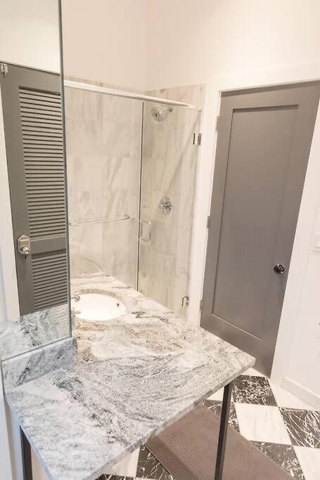 Privet House - Midwood/flatbush Recently Remodeled New York