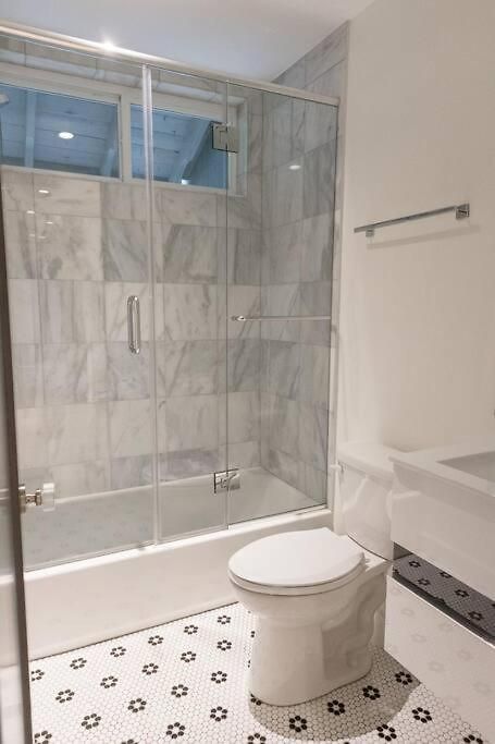 Privet House - Midwood/flatbush Recently Remodeled Holiday home New York