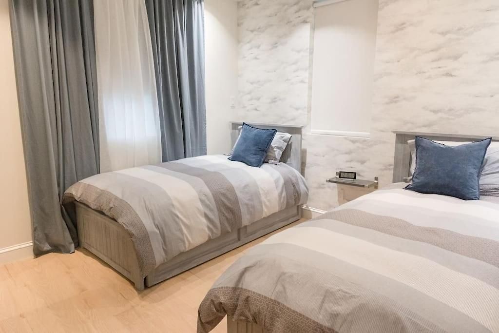 Privet House - Midwood/flatbush Recently Remodeled *