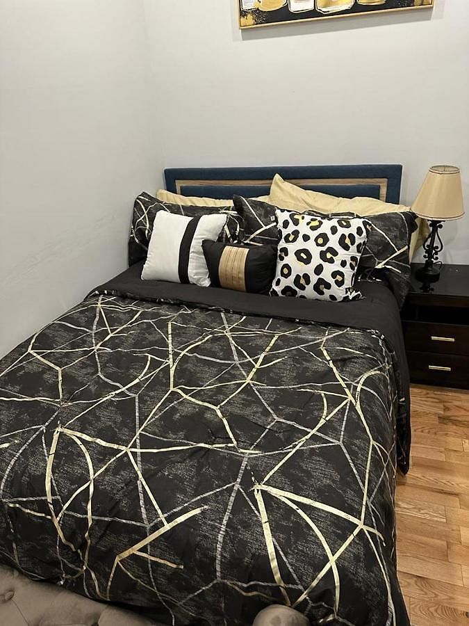 Latisha Luxury Place * New York