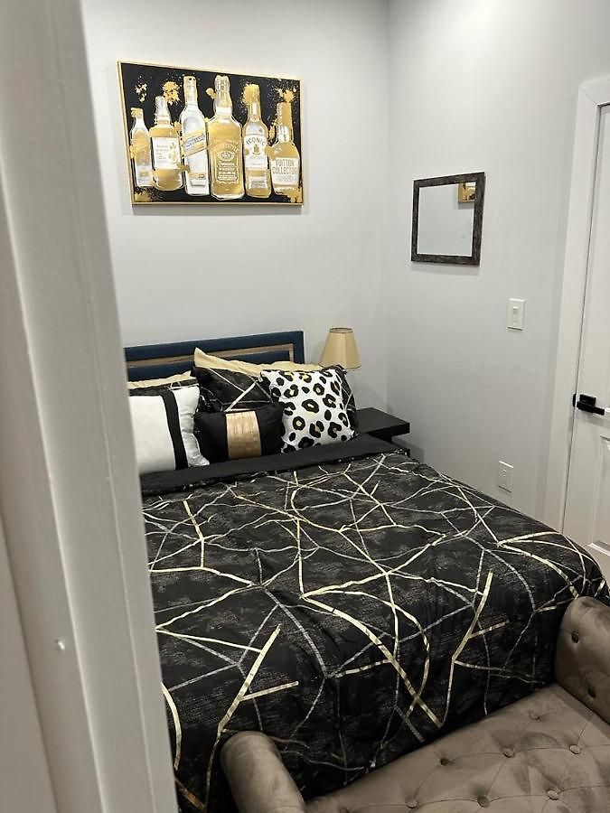 Latisha Luxury Place New York