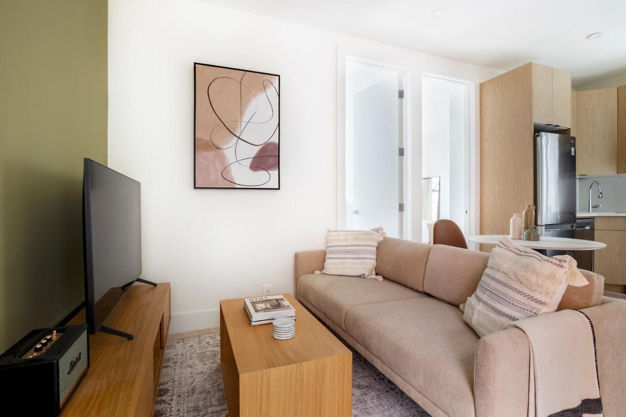 East Village 2br W Wd Nr Union Sq Nyc-937 New York