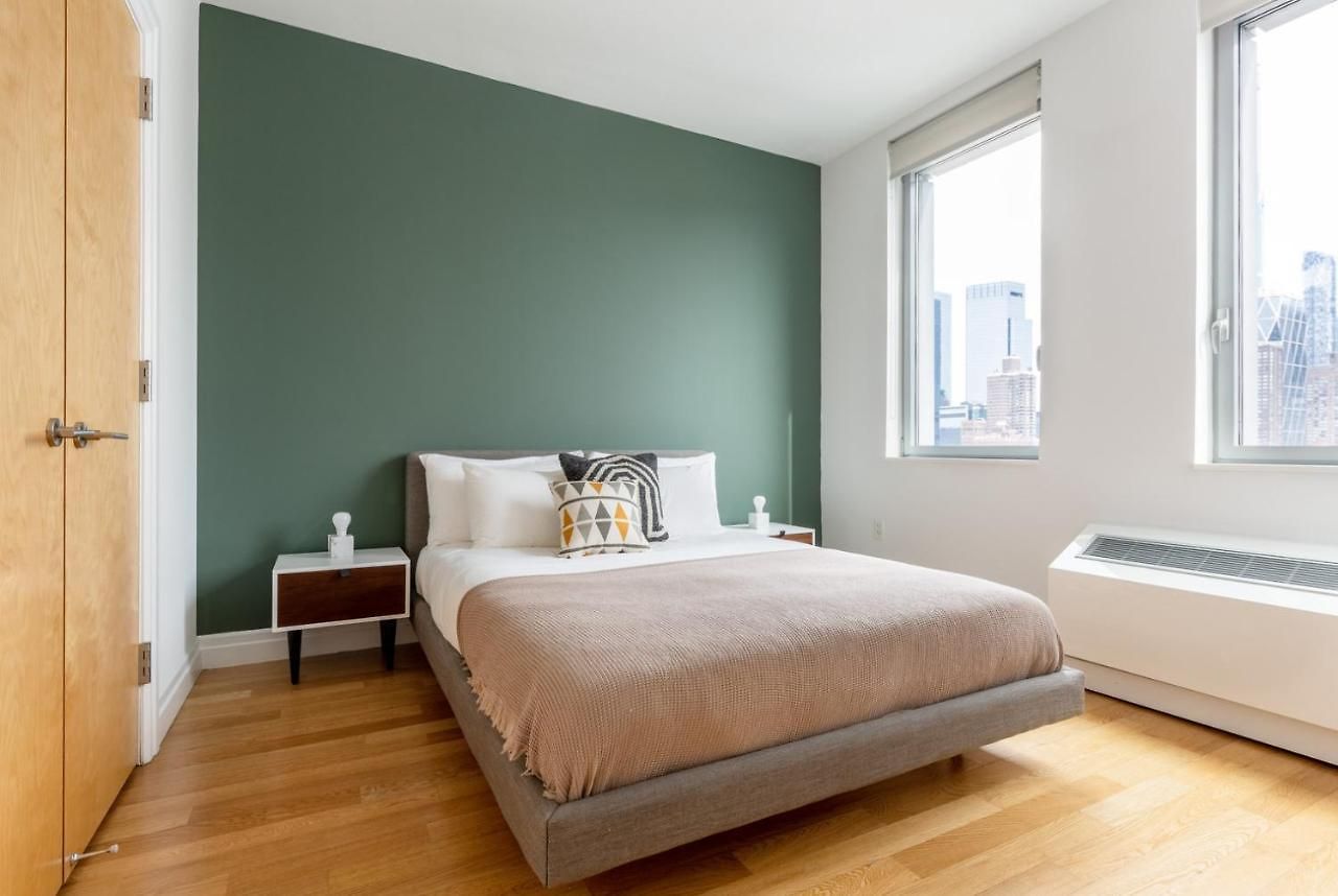 Apartment Hells Kitchen 2br W Pool Dm Nr Park Nyc-469 *