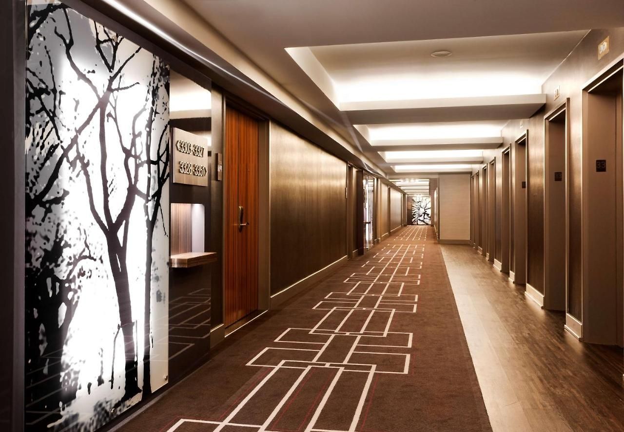 Hyatt Grand Hotel