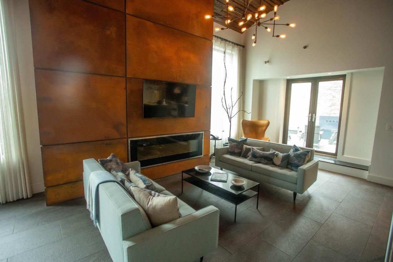 Hotel Lexington Plaza 4*