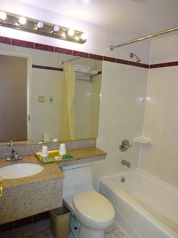 Flushing Hotel 2*