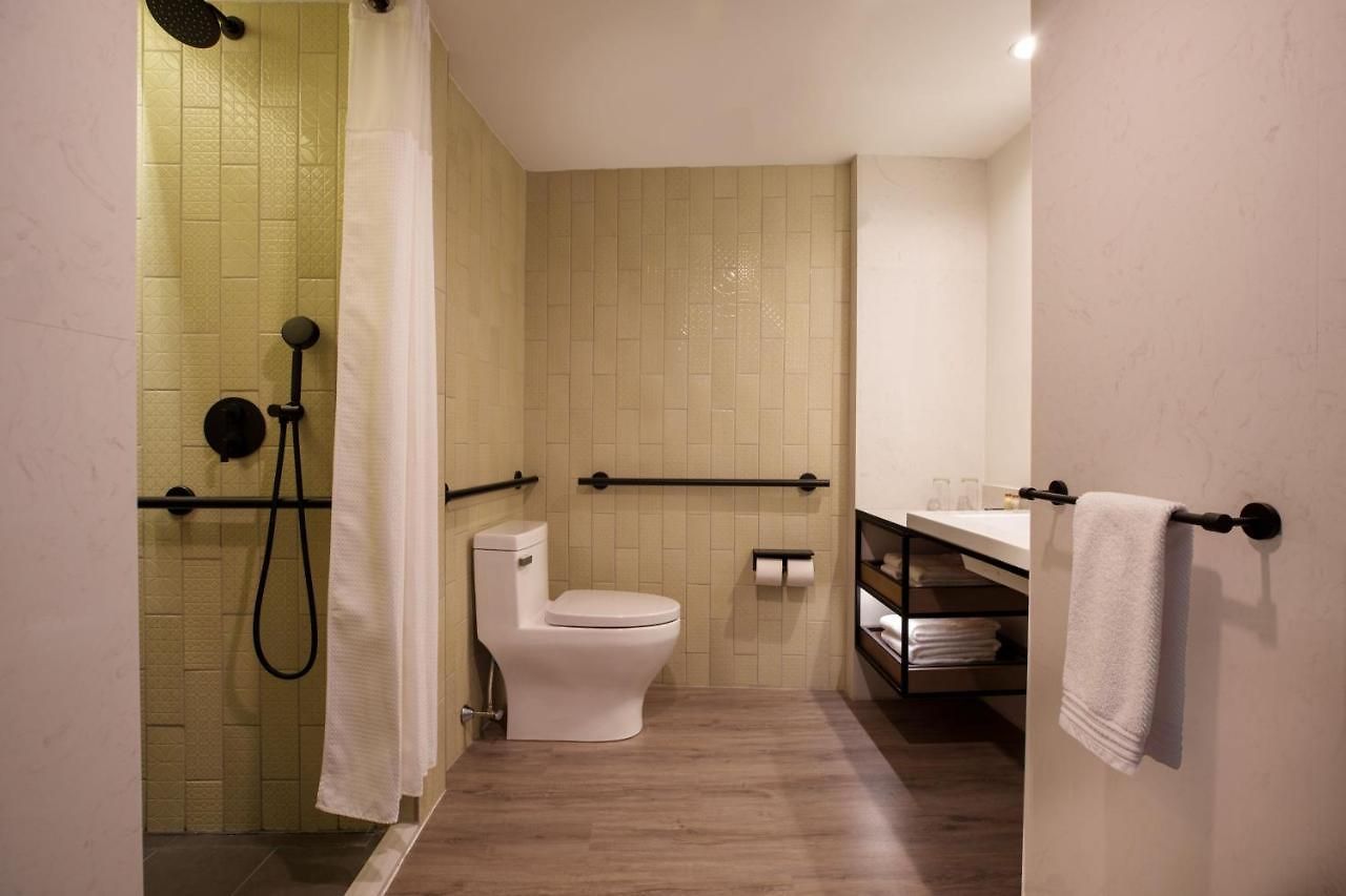 Renaissance Flushing At Tangram Hotel 4*