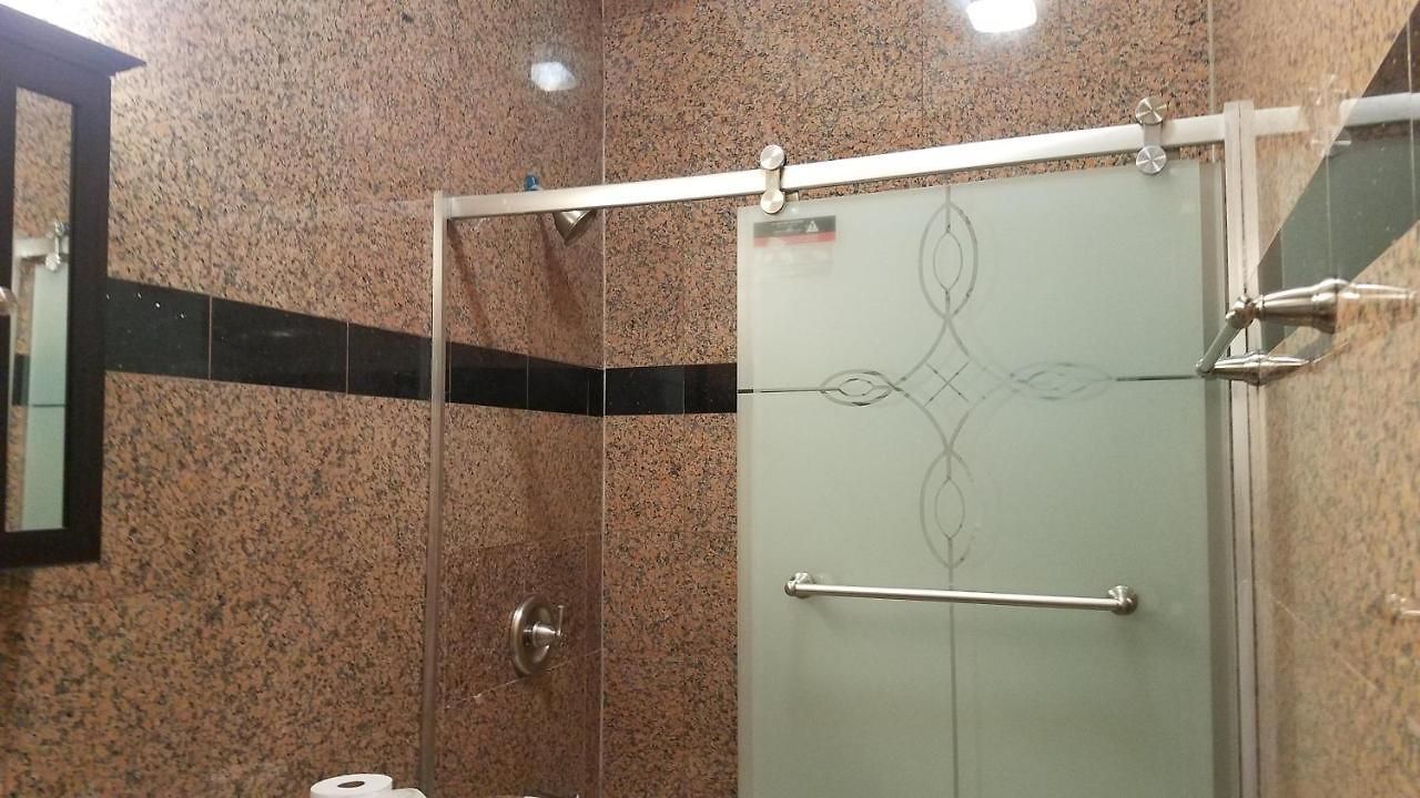 1118-1 Comfortable Qualitycribs Apartment *