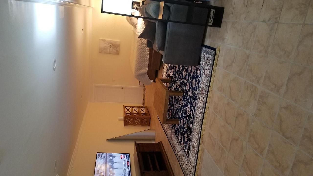 1118-1 Comfortable Qualitycribs Apartment *
