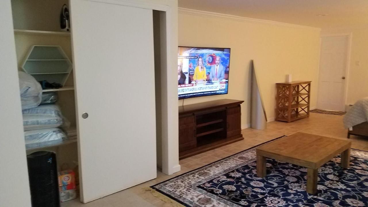 1118-1 Comfortable Qualitycribs Apartment *