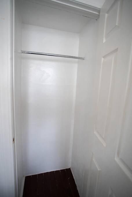 Hotel Beautiful 3-bedroom In Brooklyn With Parking