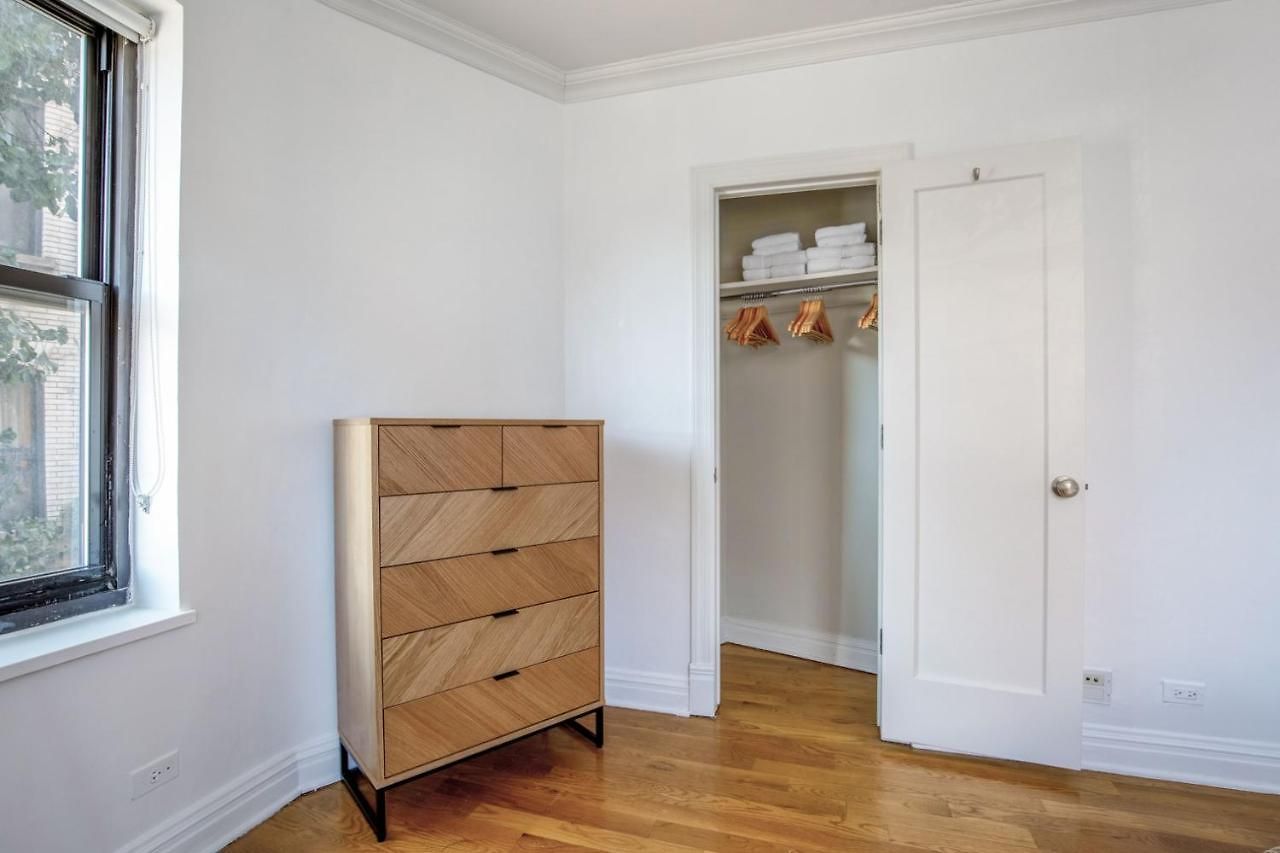 Corner 1br In W Village W Doorman Nyc-157 * New York