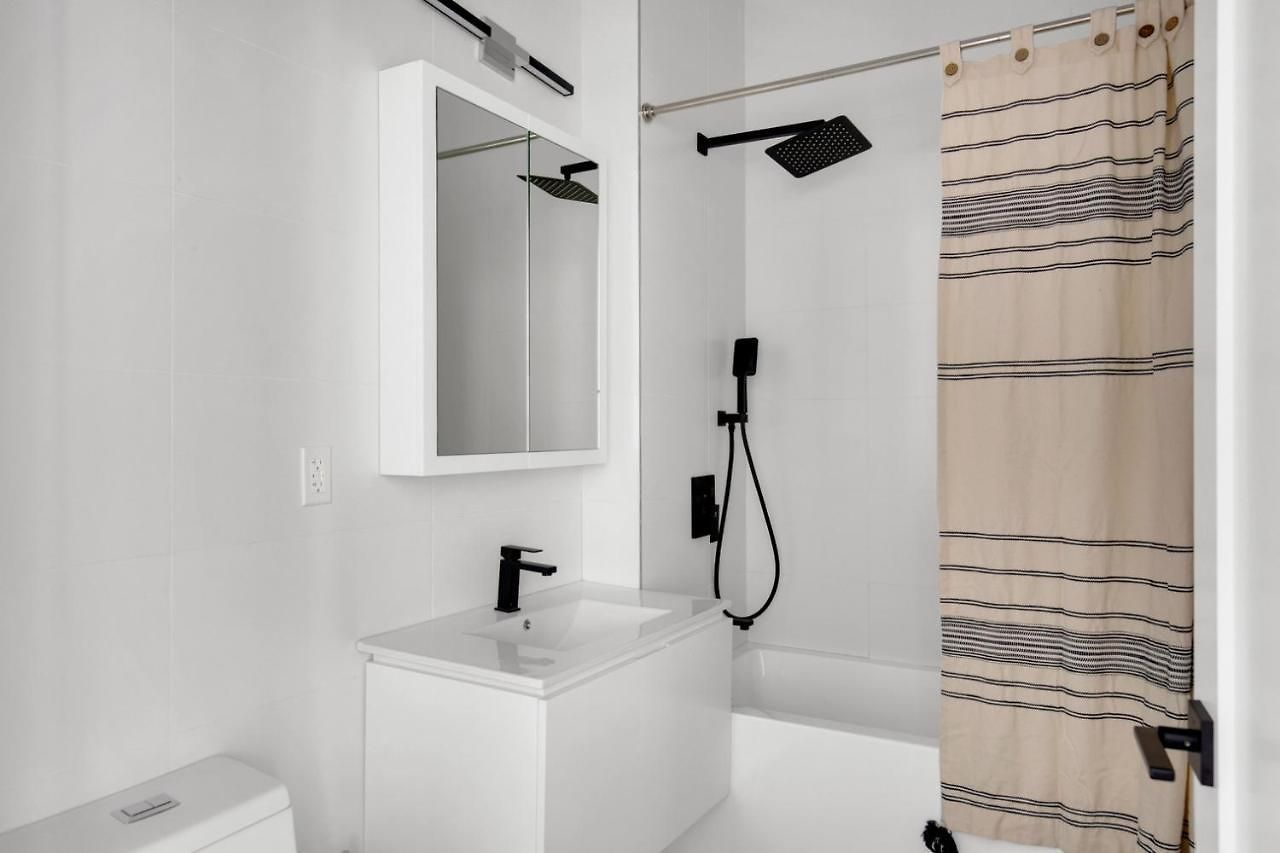 Uws 1br W Elevator Wd Nr Park Nyc-857 Apartment