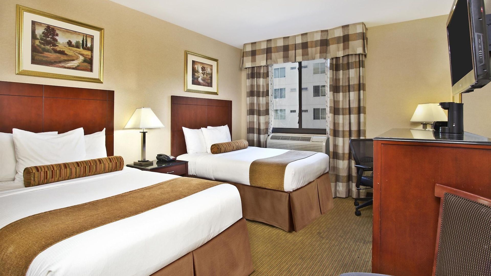 Hotel Western Arena