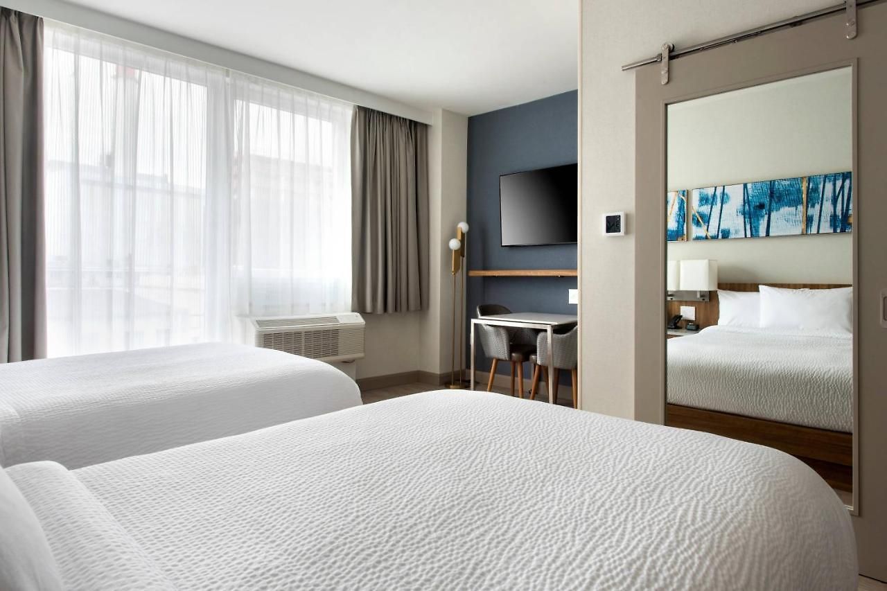 Towneplace By Marriott Long Island 3*