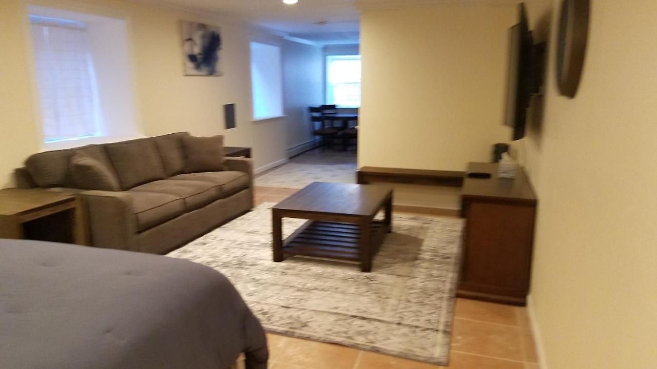 1120-1 Comfortable Qualitycribs Apartment *