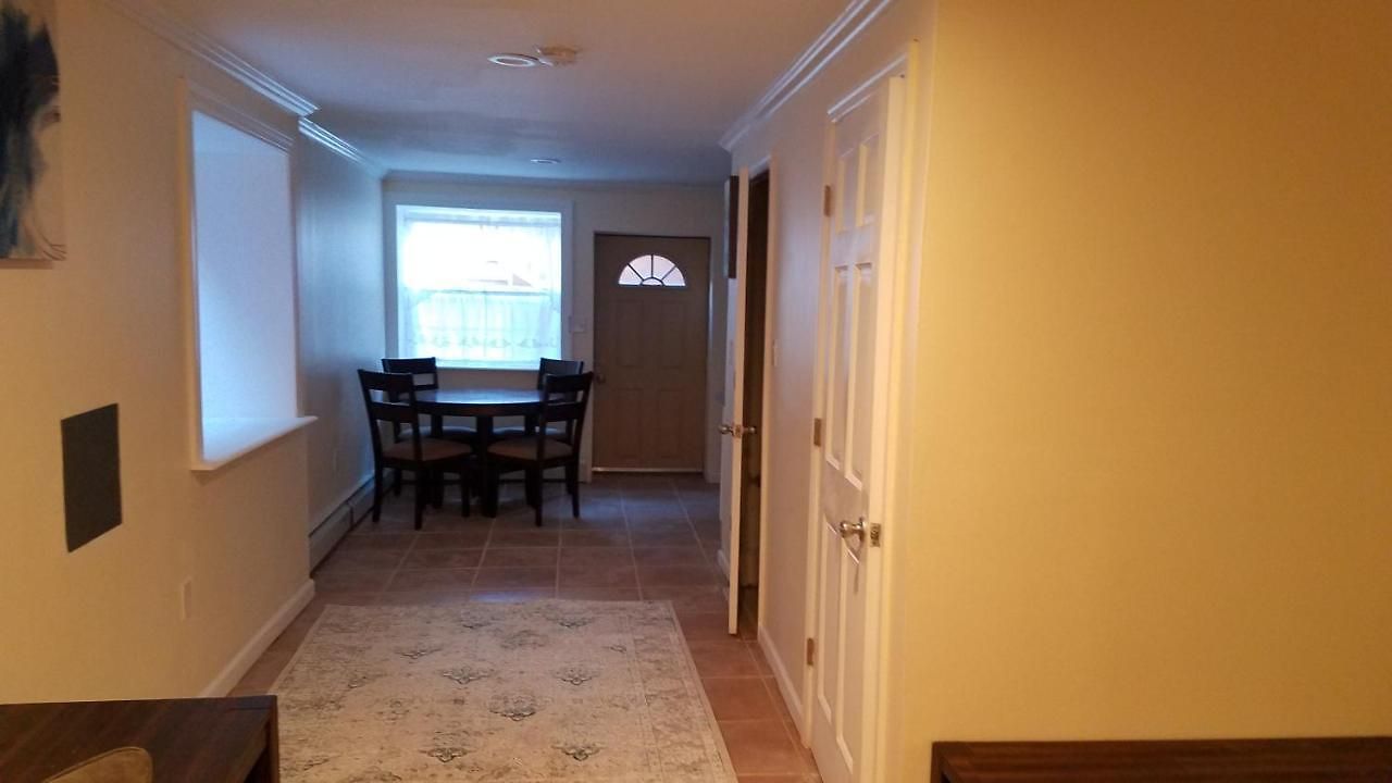 1120-1 Comfortable Qualitycribs Apartment