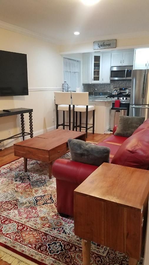 1120-1 Comfortable Qualitycribs Apartment *
