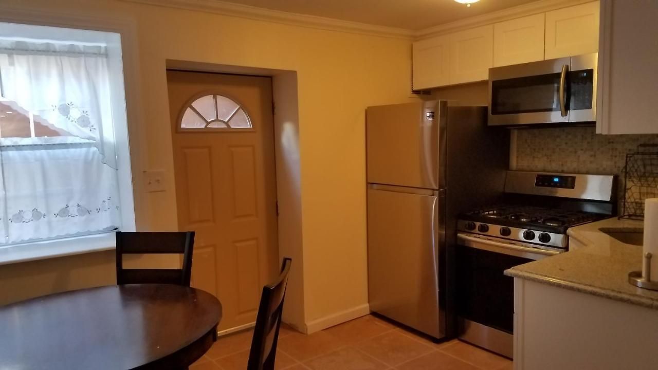 1120-1 Comfortable Qualitycribs Apartment *