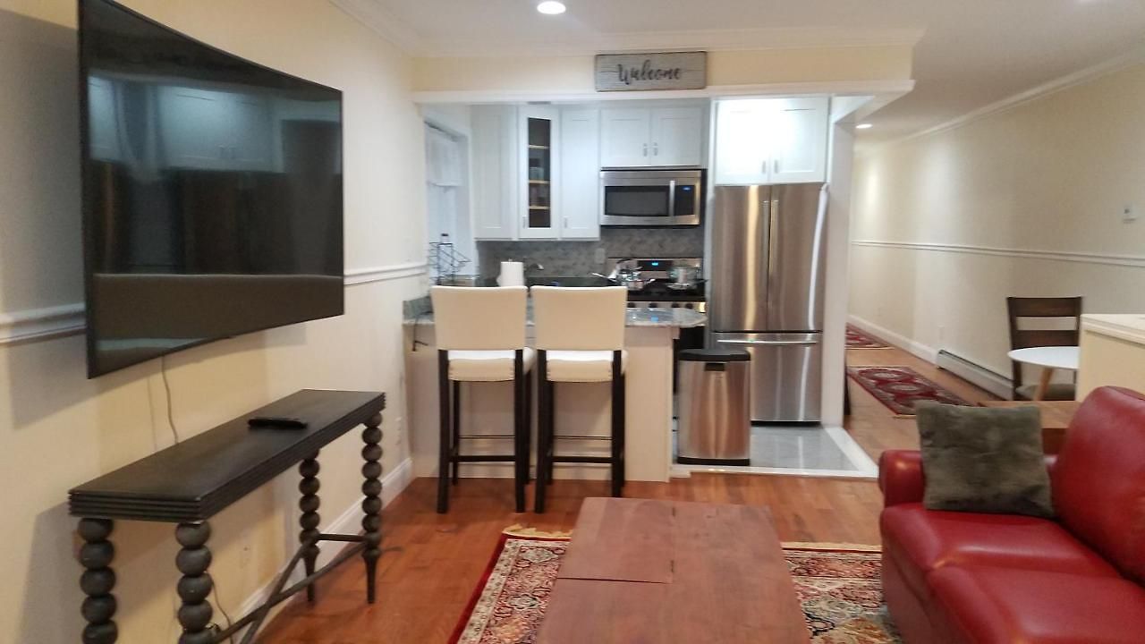 1120-1 Comfortable Qualitycribs Apartment New York