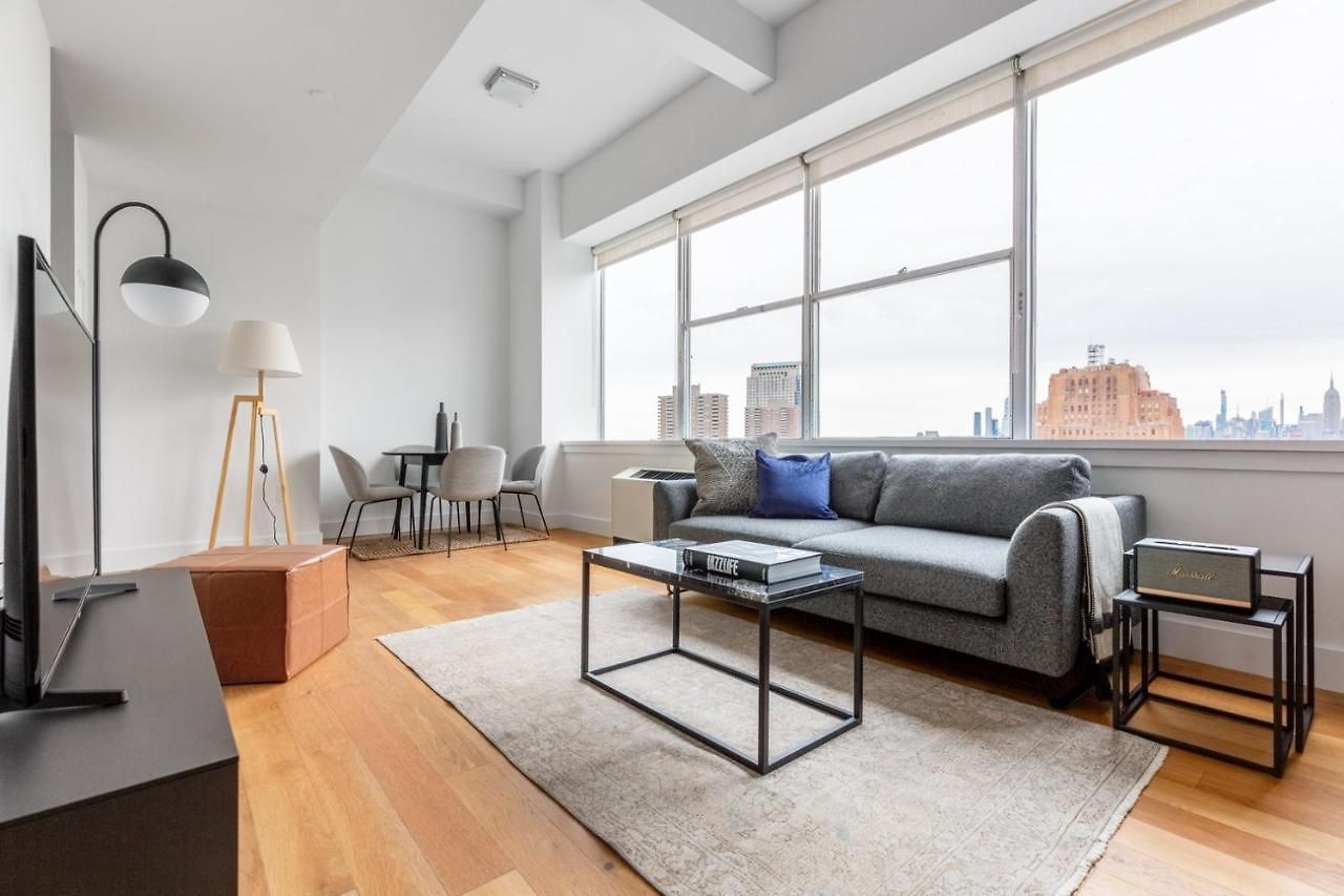 Tribeca 1br W Doorman Gym Nr Freedom Tower Nyc-446 * New York