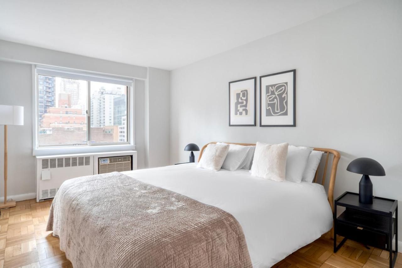 Apartment Lenox Hill 2br W Elevator Doorman Nyc-1012
