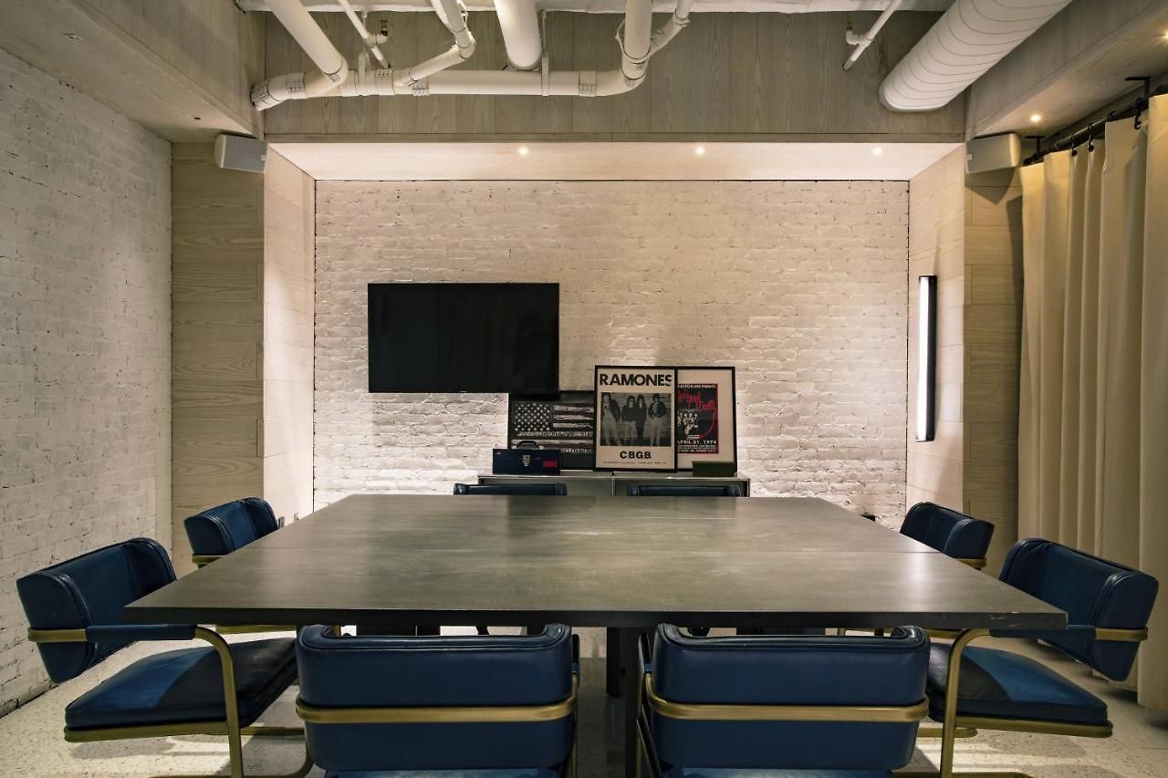 Moxy Nyc Times Square