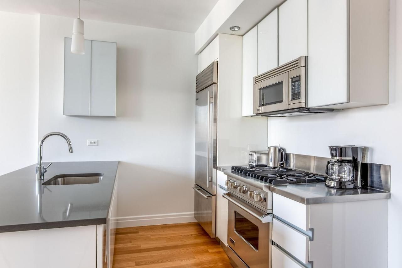 Midtown West 1br W Gym Wd Doorman Nr Hudson Nyc-1102 * New York