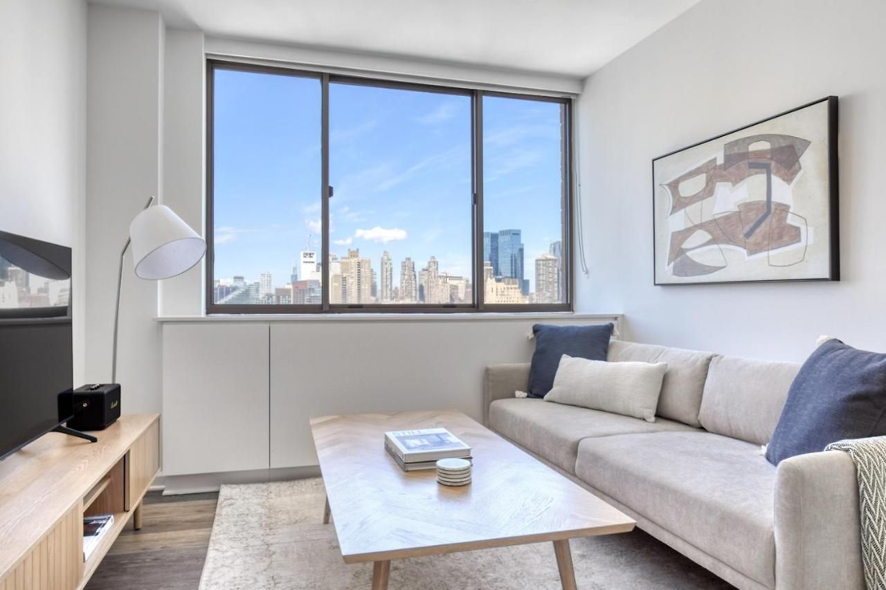 Midtown W 2br W Gym Wd Nr Times Sq Nyc-898 * New York