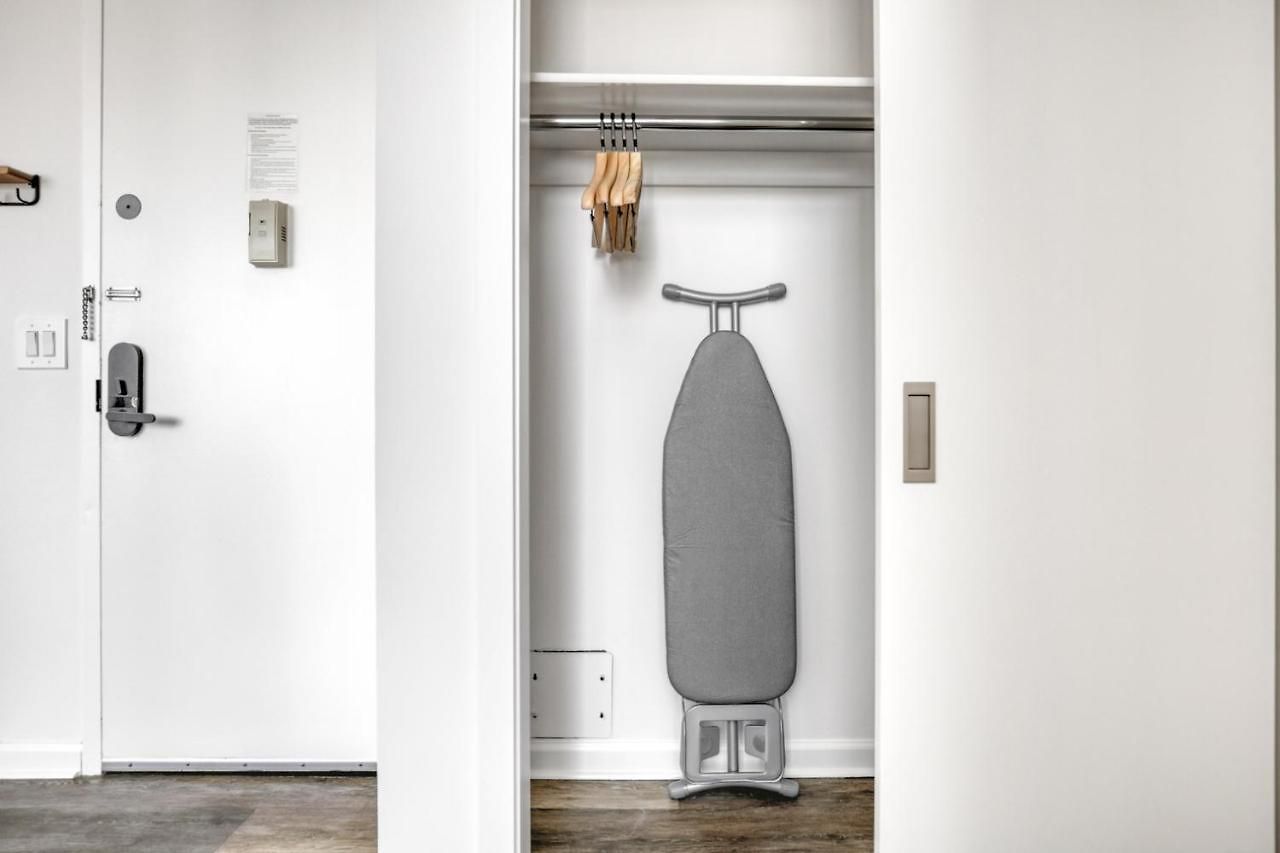 Midtown W 2br W Gym Wd Nr Times Sq Nyc-898 Apartment New York