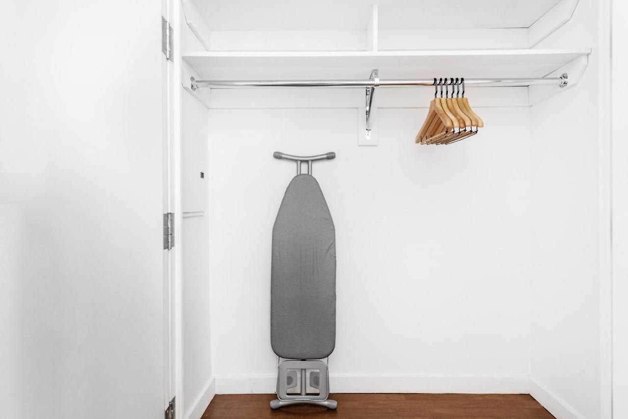 Apartment Midtown 1br W Doorman Gym Nr Times Sq Nyc-697