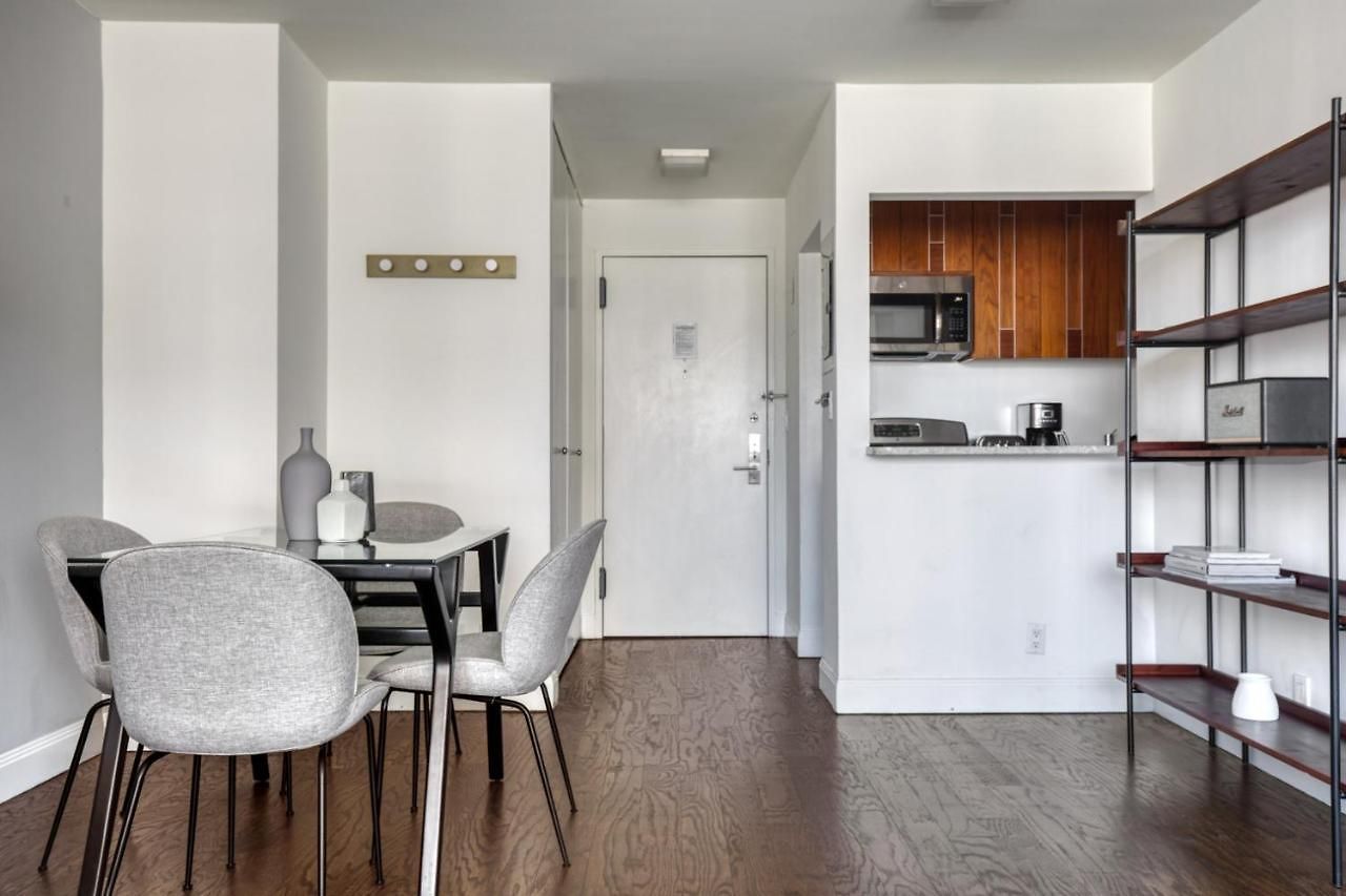 Ues 1br W Gym Playroom Roof Nr Hospital Nyc-376 *