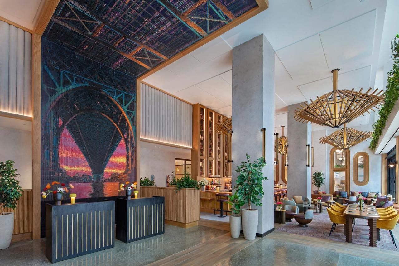 Hotel Moxy Brooklyn Williamsburg 3*